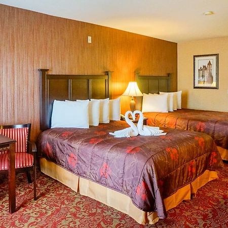 Castle Inn And Suites Anaheim Eksteriør billede