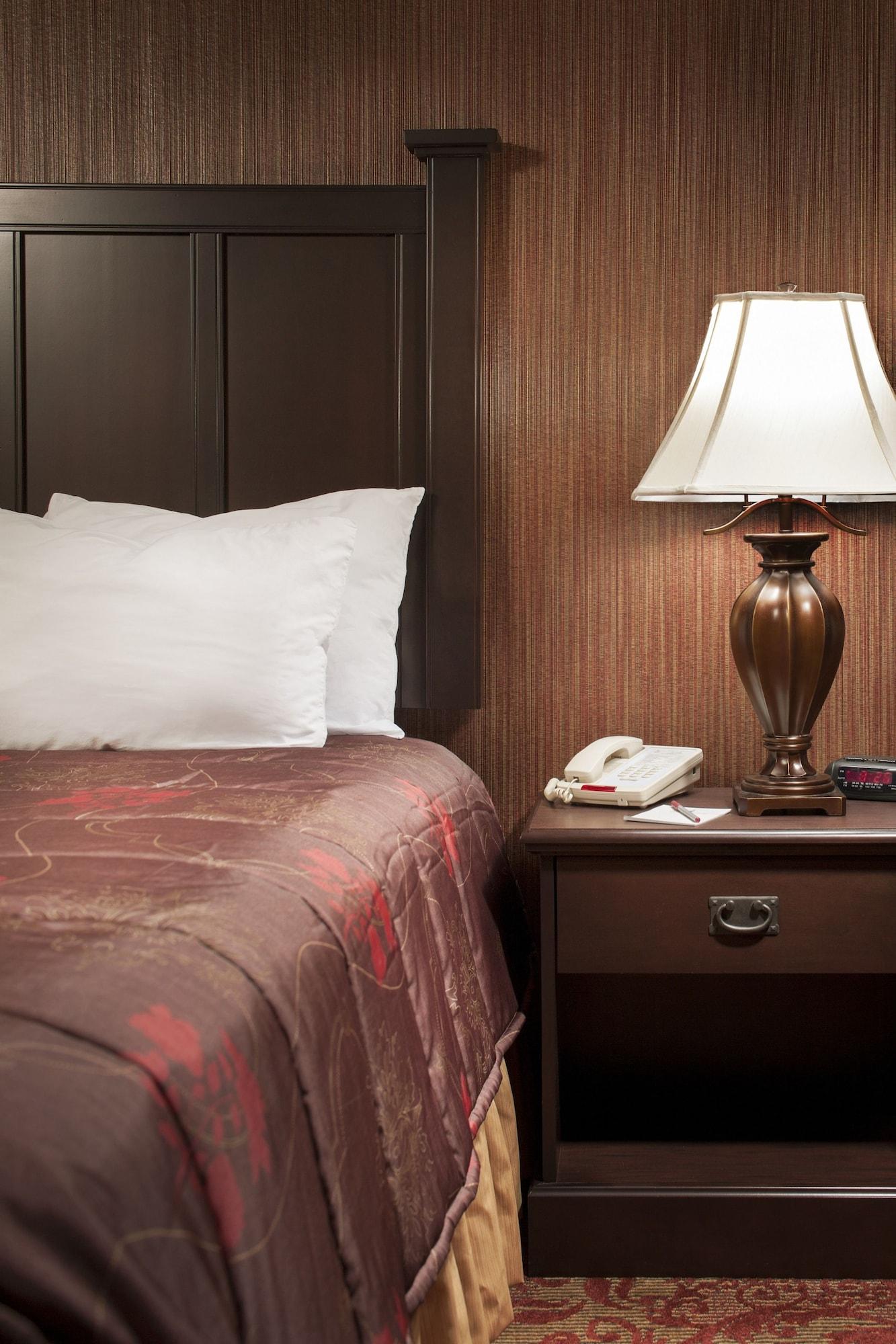 Castle Inn And Suites Anaheim Eksteriør billede