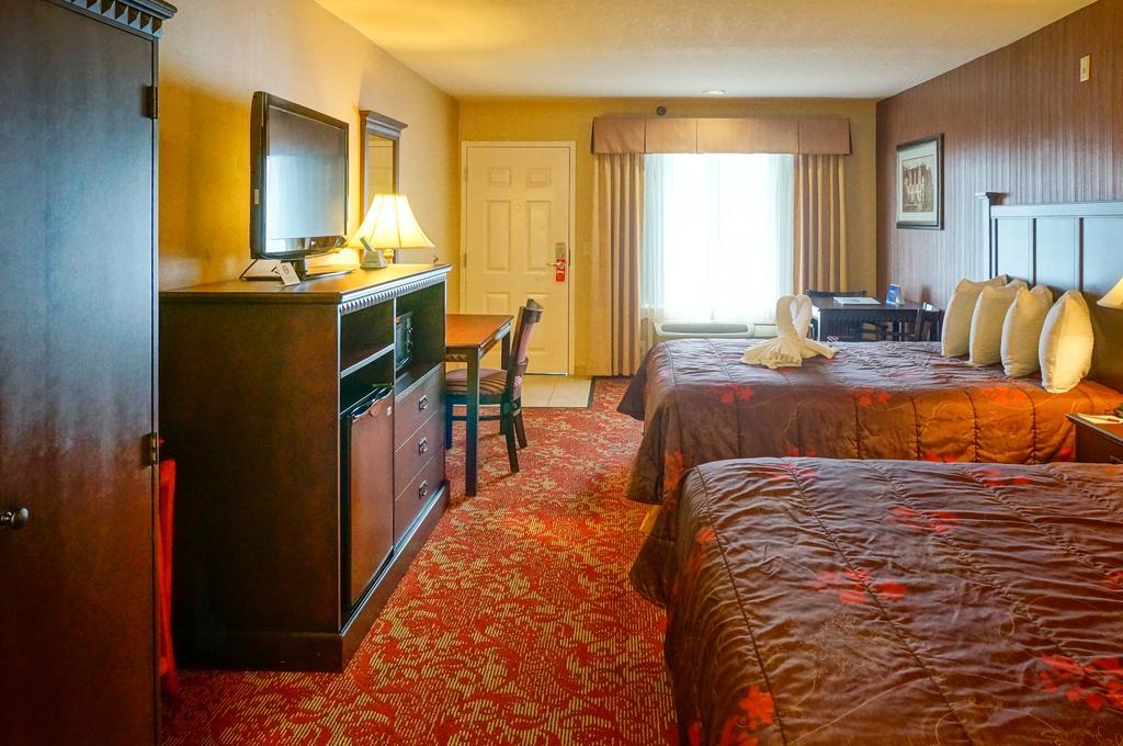 Castle Inn And Suites Anaheim Eksteriør billede