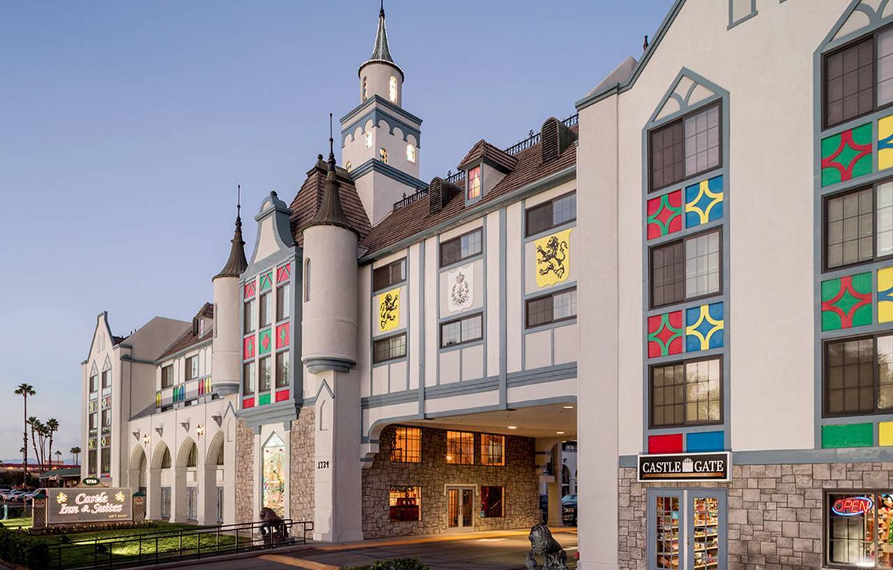 Castle Inn And Suites Anaheim Eksteriør billede